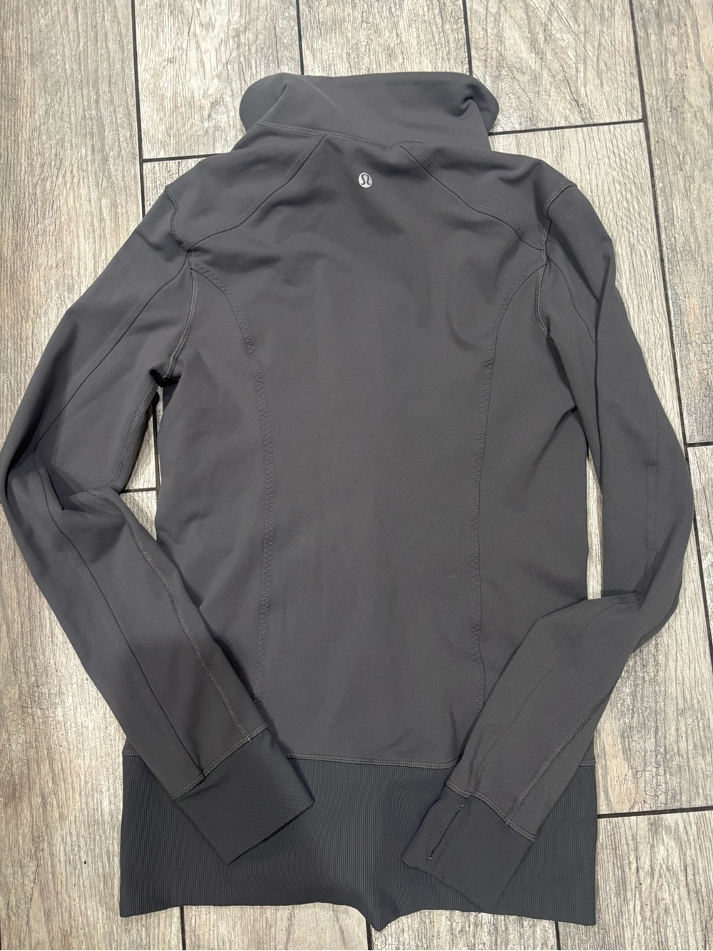 Lululemon gray zip jacket - Picture 8 of 8